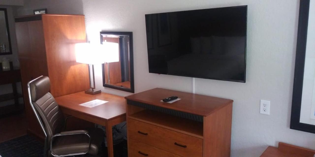 Surestay Plus Hotel By Best Western Clearwater Central Dış mekan fotoğraf